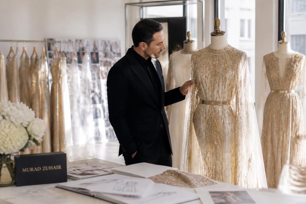 découvrez l'élégance raffinée des créations du designer murad zuhair, alliant style contemporain et sophistication unique.